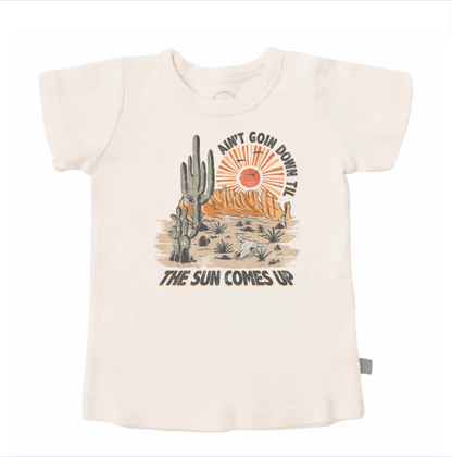 graphic tee | aint goin down