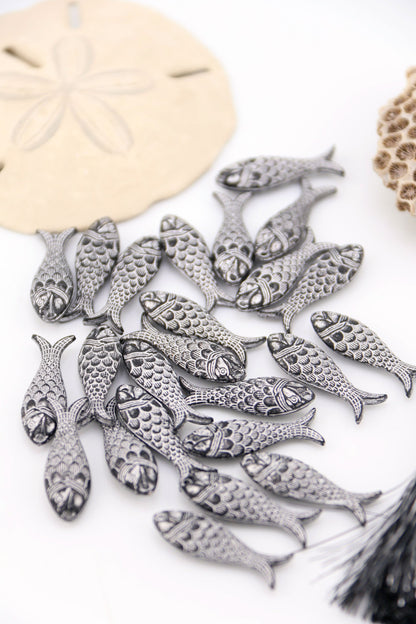 Black with Silver Fish Charm, German Resin, 27mm, 1 Pendant