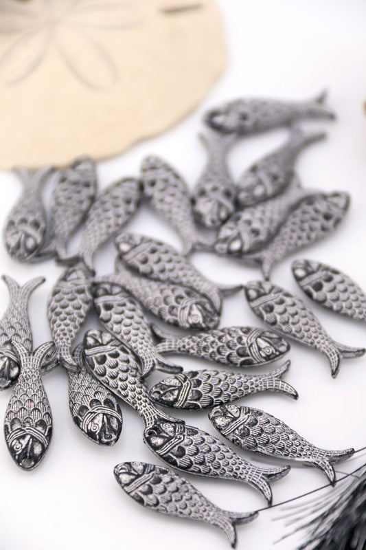 Black with Silver Fish Charm, German Resin, 27mm, 1 Pendant