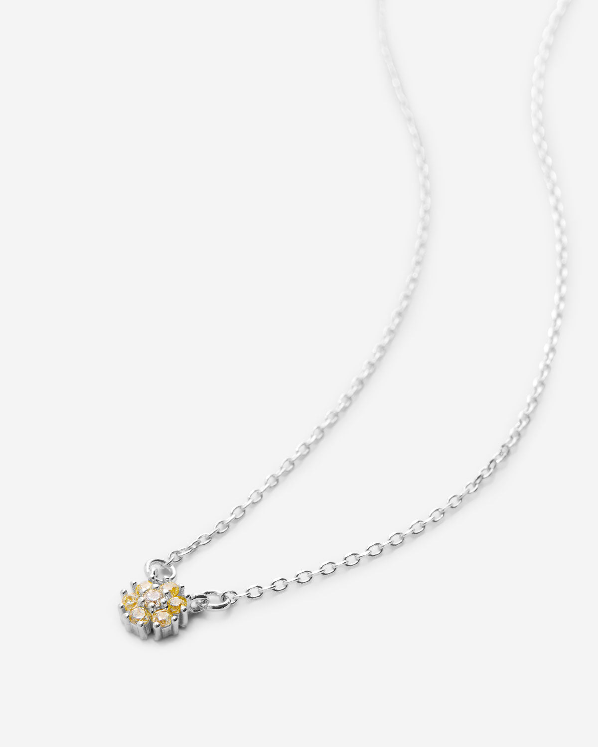 Bloom Dainty Necklace