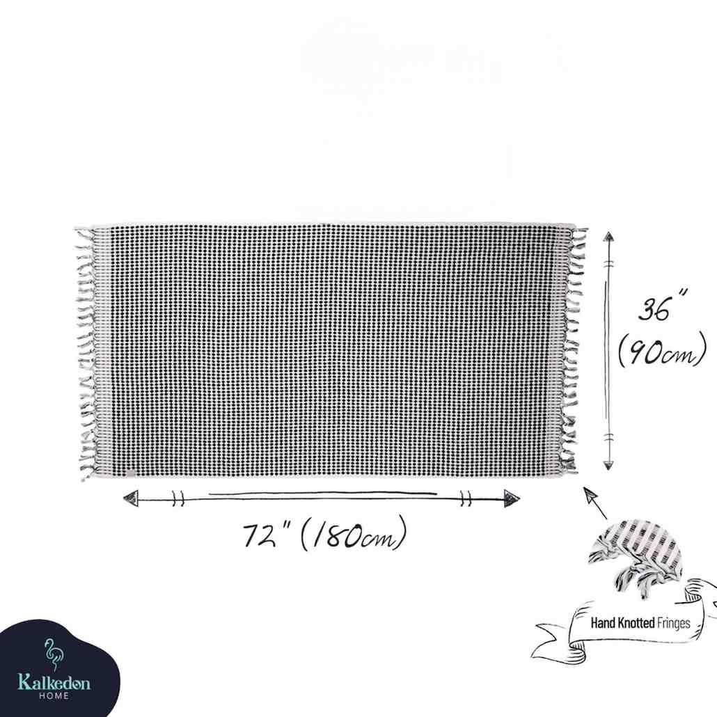 Pom Pom Bath Towel