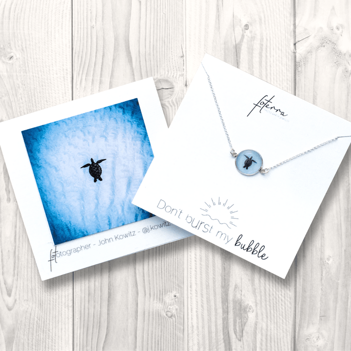 Turtle Small Round Necklace