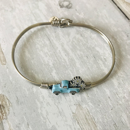 Vintage Truck with Daisies Bangle Bracelet