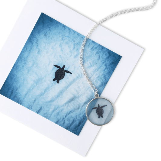 Turtle Round Necklace