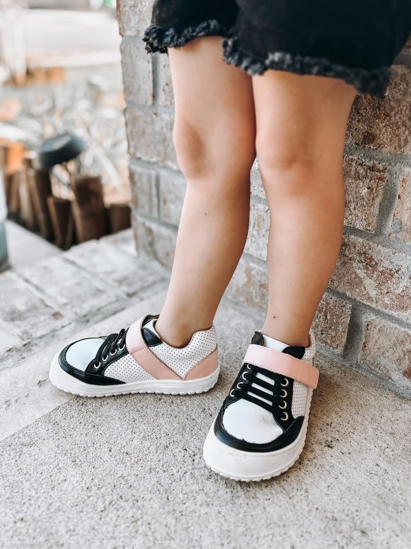 Discontinued Play Perfect Low Top Colorways