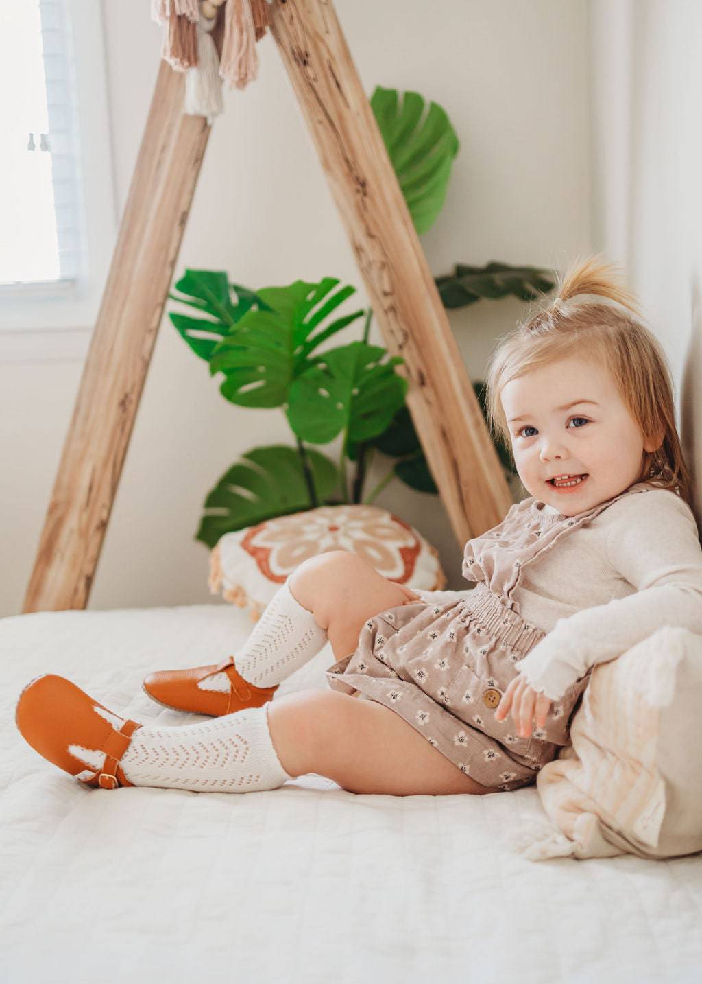LLB Crochet Knee High Socks (2 pairs in each order)