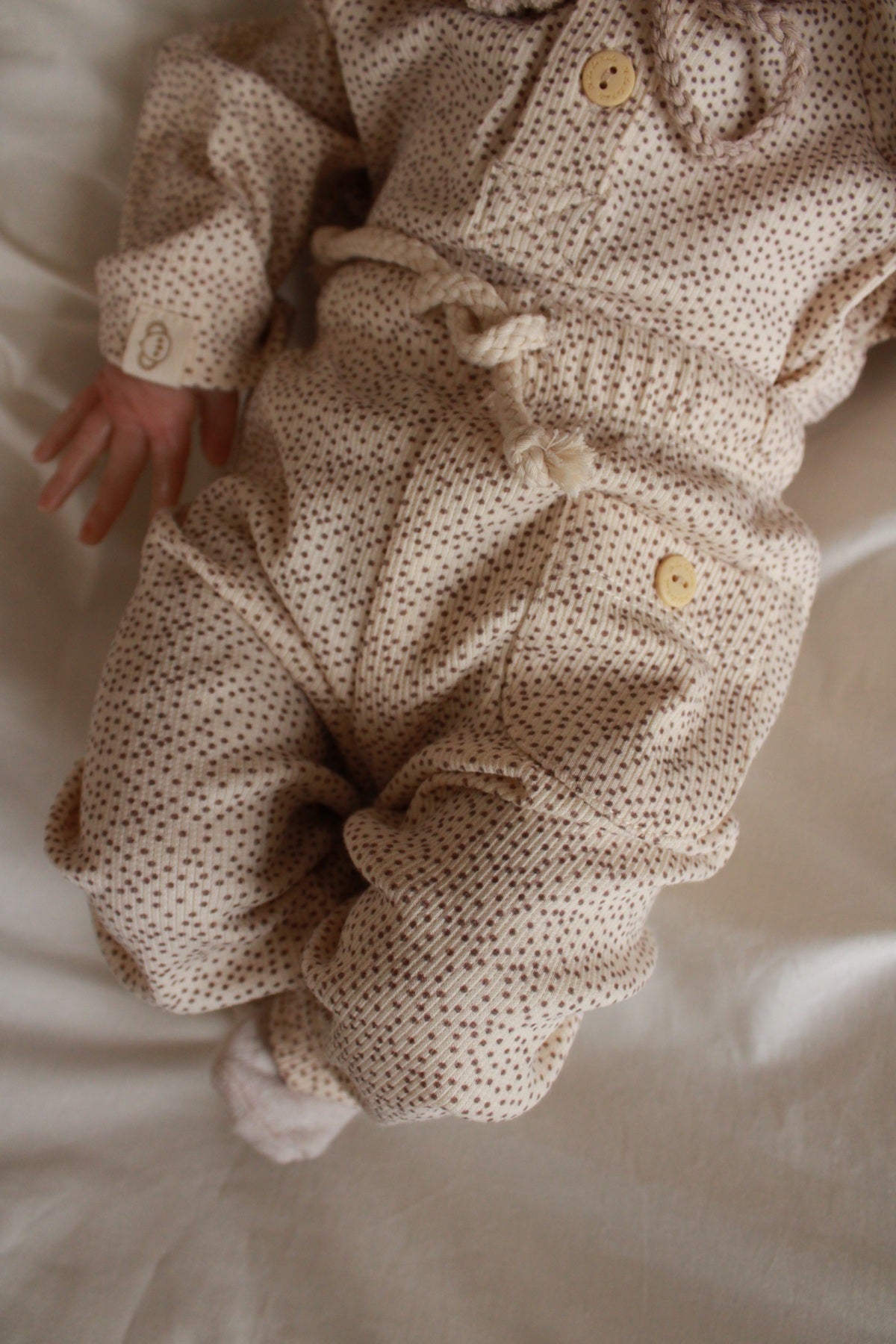 Beige Speckled 2 Piece Set