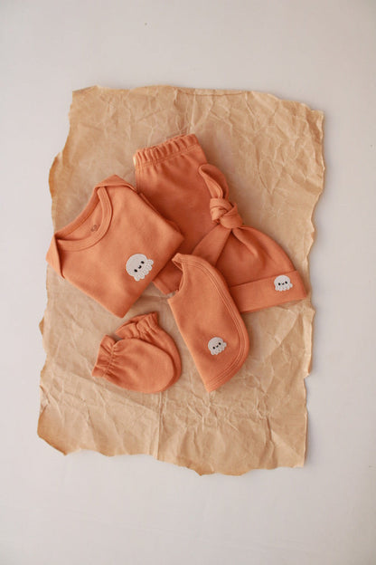 Octopus Patterned 5 Piece Newborn Set