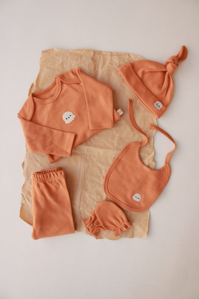Octopus Patterned 5 Piece Newborn Set