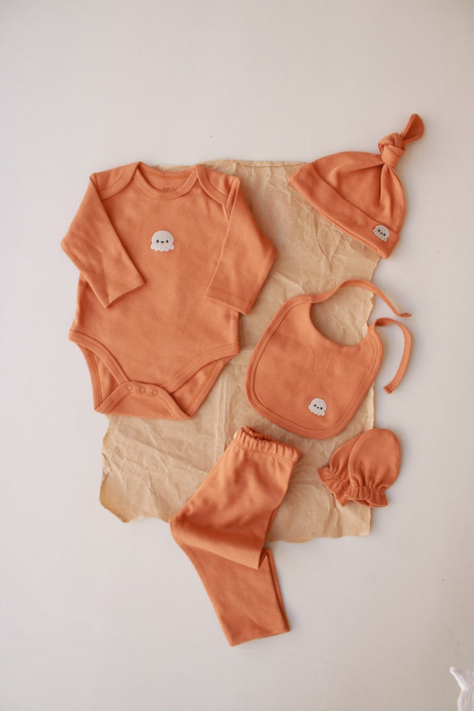 Octopus Patterned 5 Piece Newborn Set