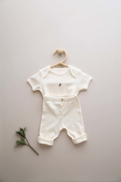 Beet Patterned 2 Piece Set