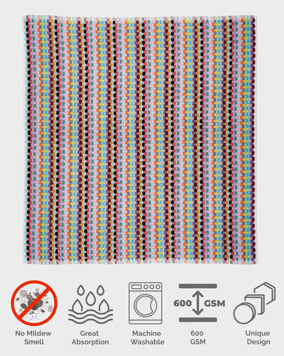 Pom Pom Bath Mat