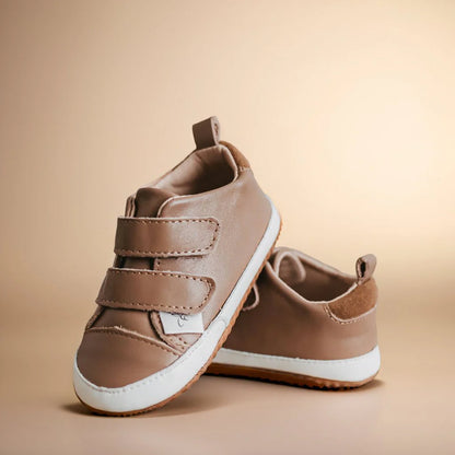 The Low Top