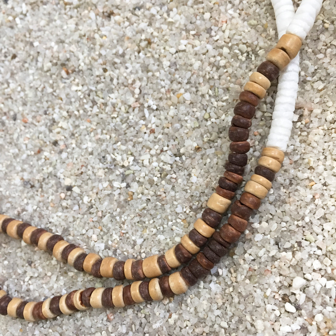 Clam Rose Shell & Coco Heishi Bead Necklace 18" (Brown/Beige)