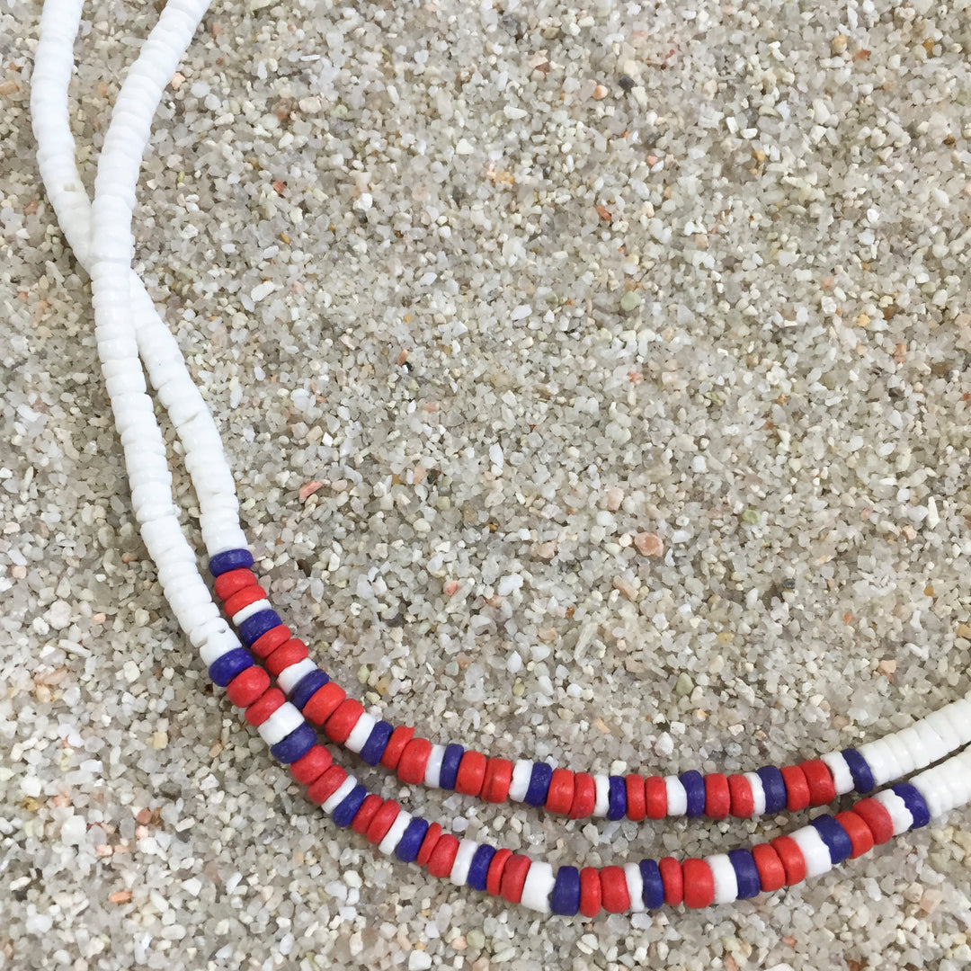 Clam Rose Shell & Coco Heishi Bead Necklace 18" (Navy/Rust)