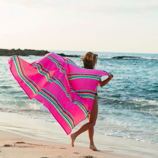 Las Bayadas® El Manolo Sarape Beach Blanket