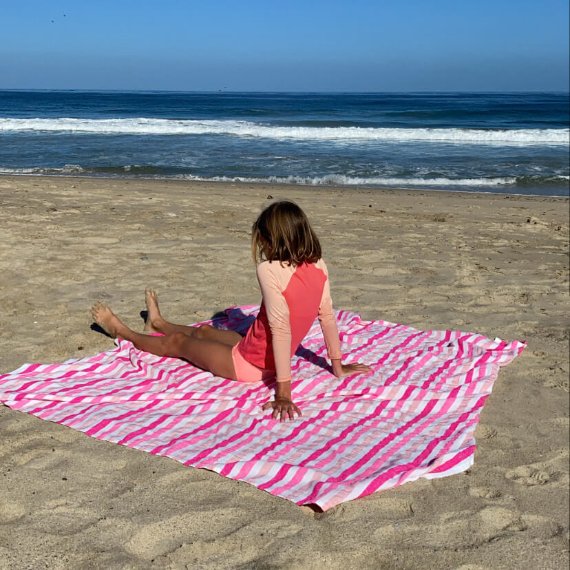 La Rosa Beach Blanket