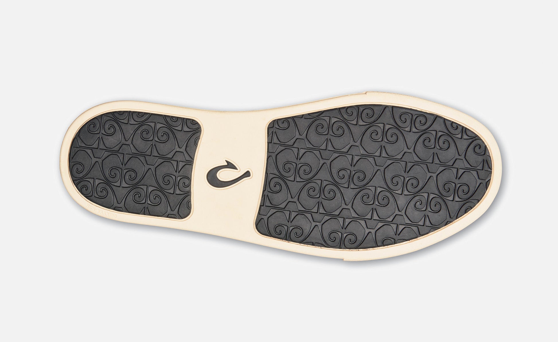 OluKai Women's Pehuea Sneaker (Black)