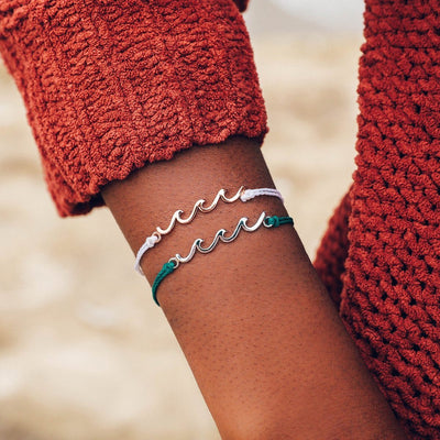 Pura Vida Delicate Wave Bracelet