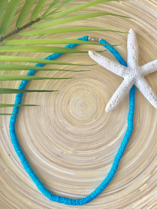 Blue Clam Rose Shell Necklace