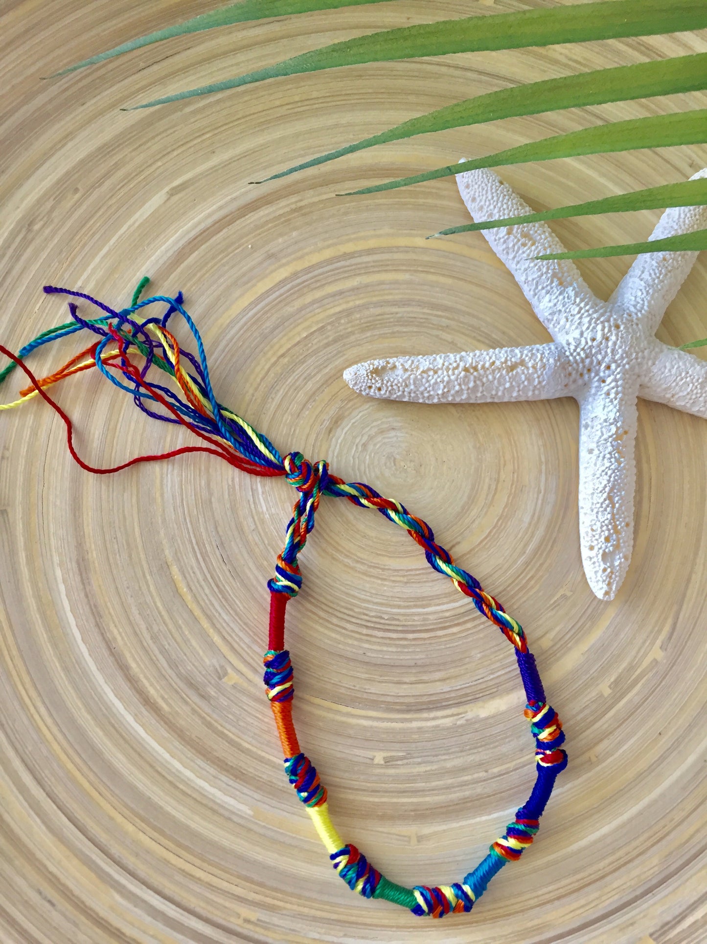 Color Knot Friendship Bracelet (Rainbow)